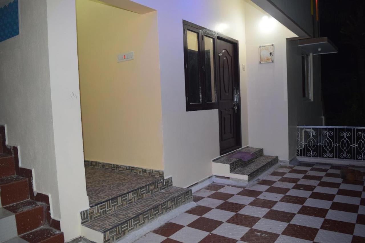 Velanganni Vinodth Homestay Exterior photo